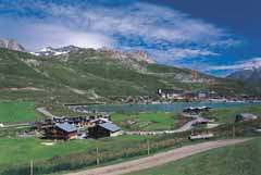 Le Lac de Tignes en été